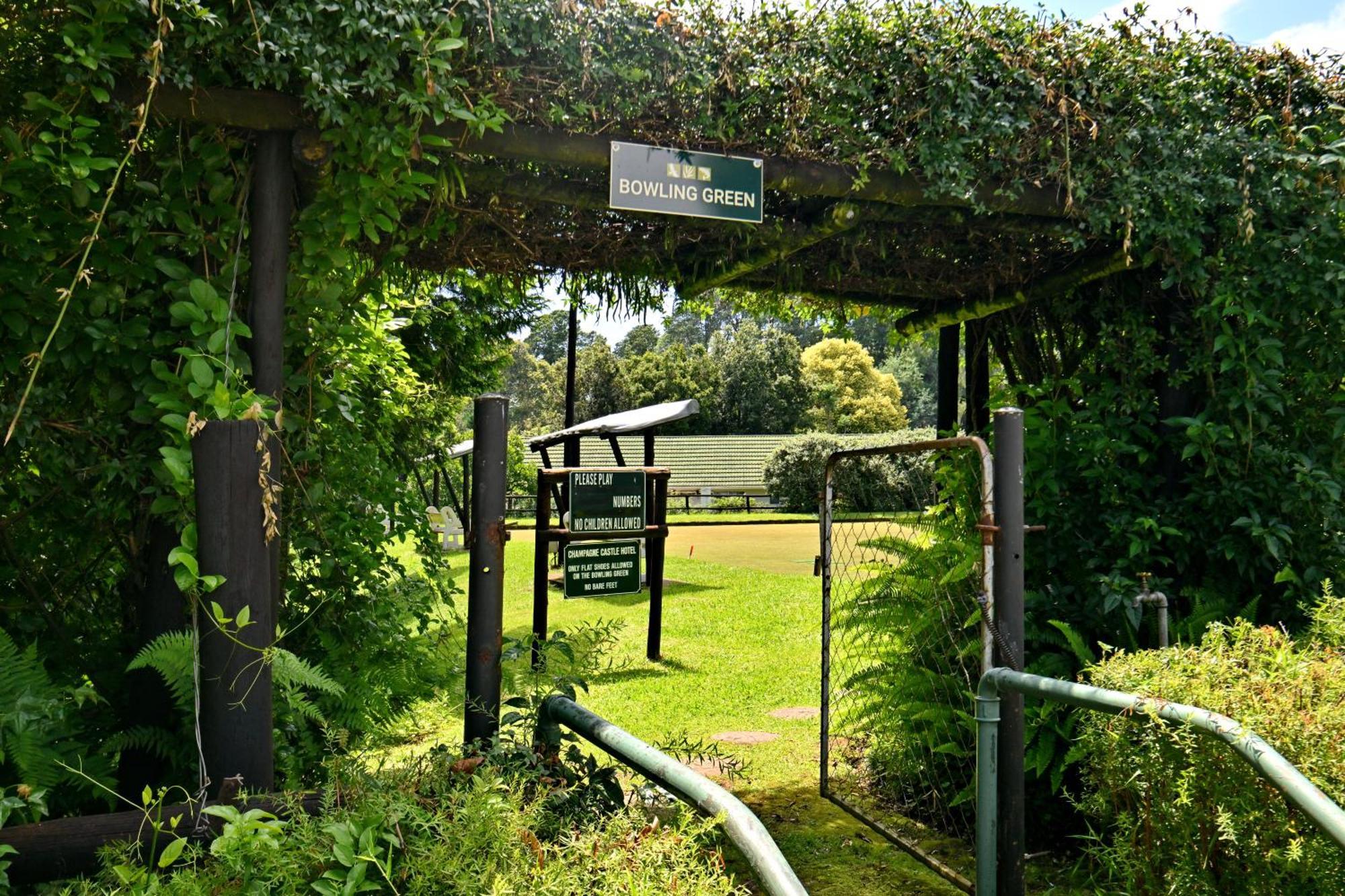 Champagne Valley Champagne Castle Hotel מראה חיצוני תמונה