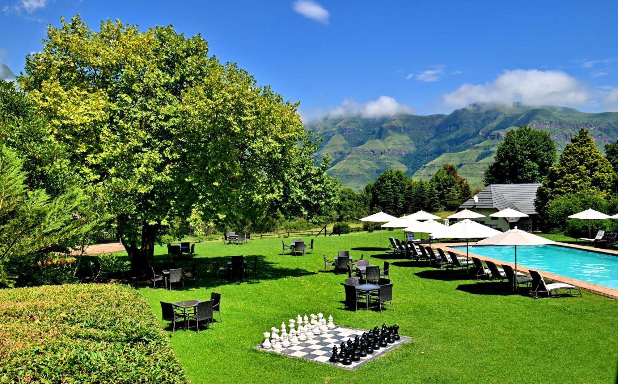 Champagne Valley Champagne Castle Hotel מראה חיצוני תמונה