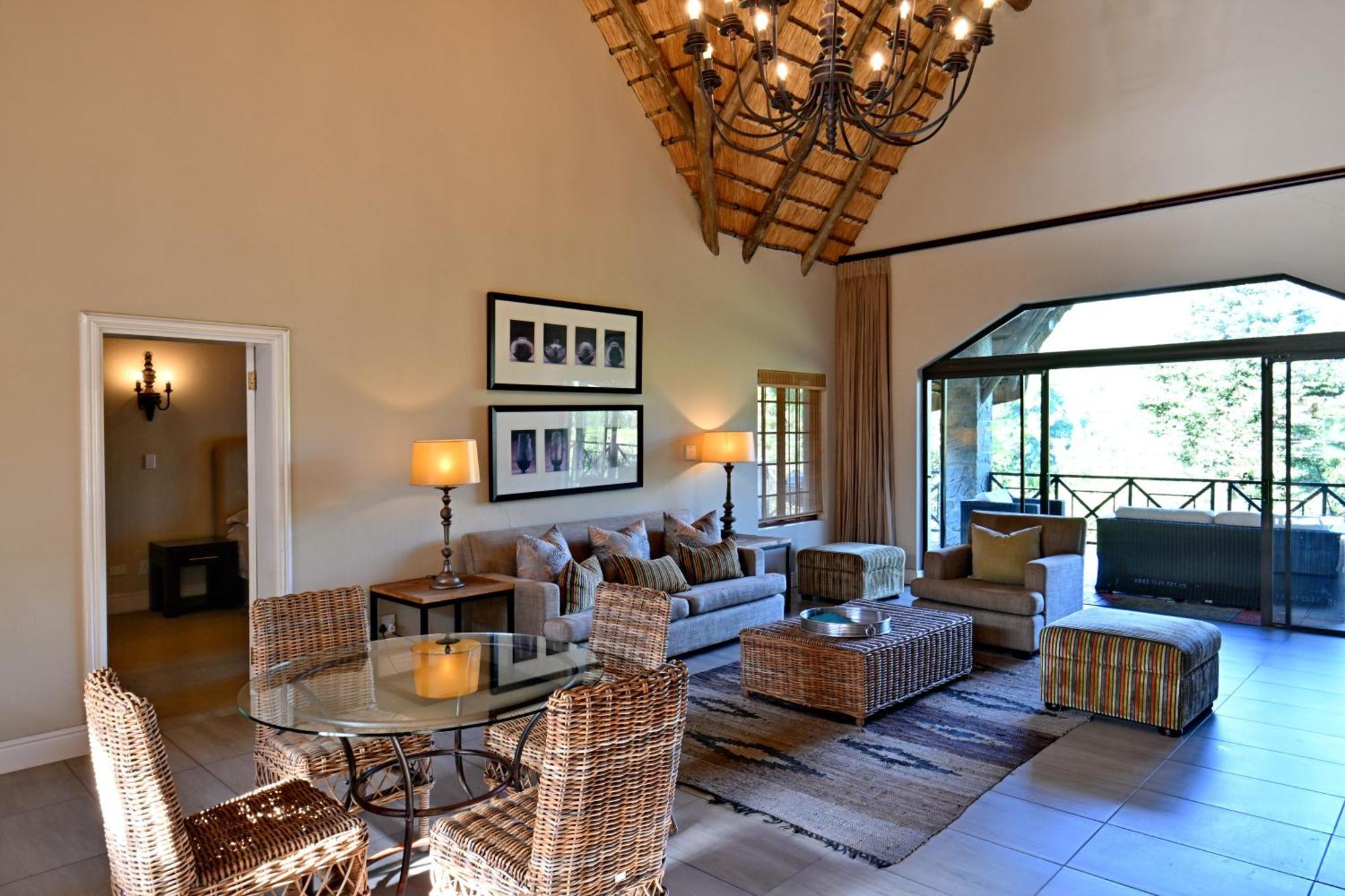 Champagne Valley Champagne Castle Hotel חדר תמונה