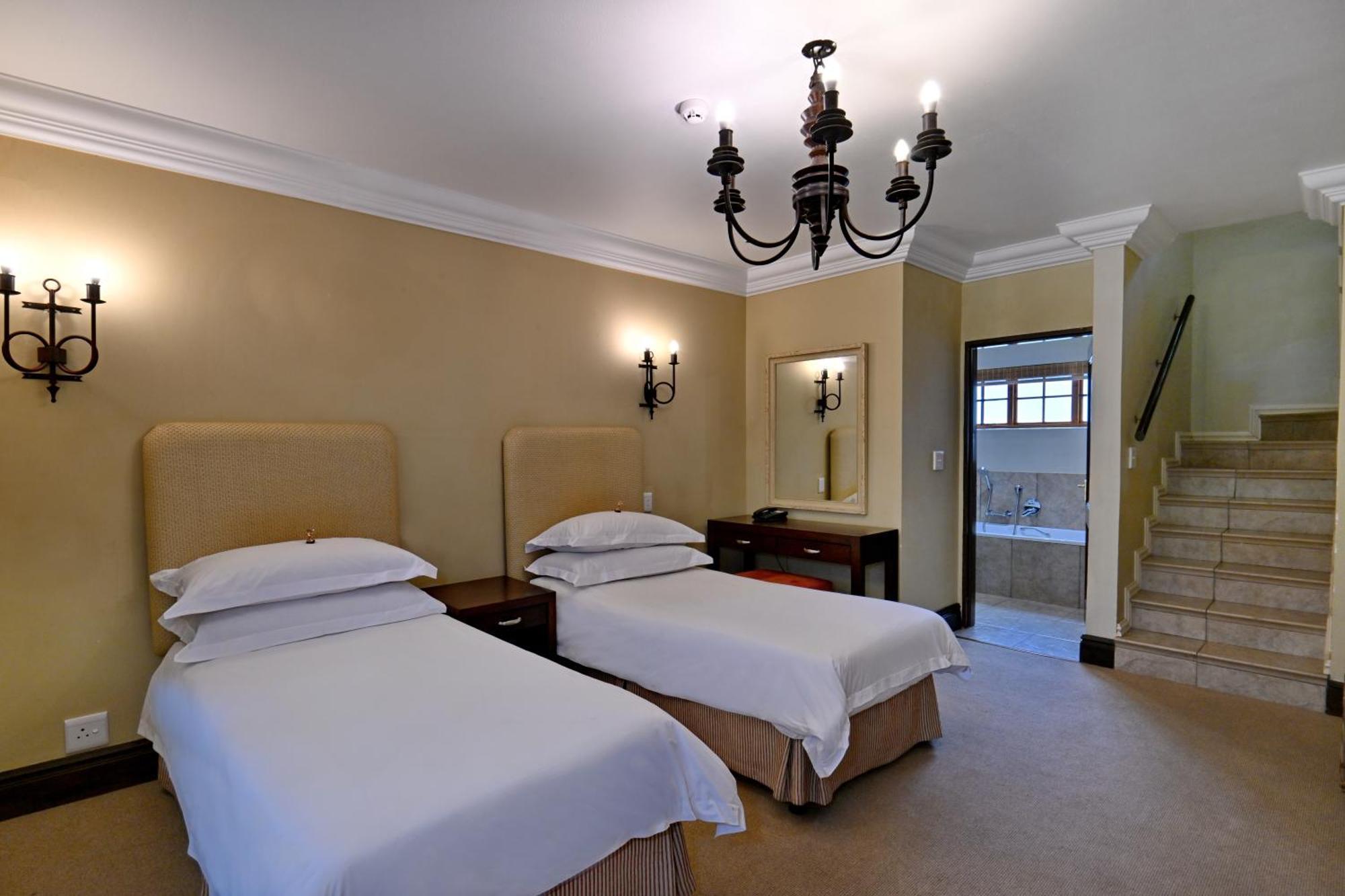 Champagne Valley Champagne Castle Hotel חדר תמונה