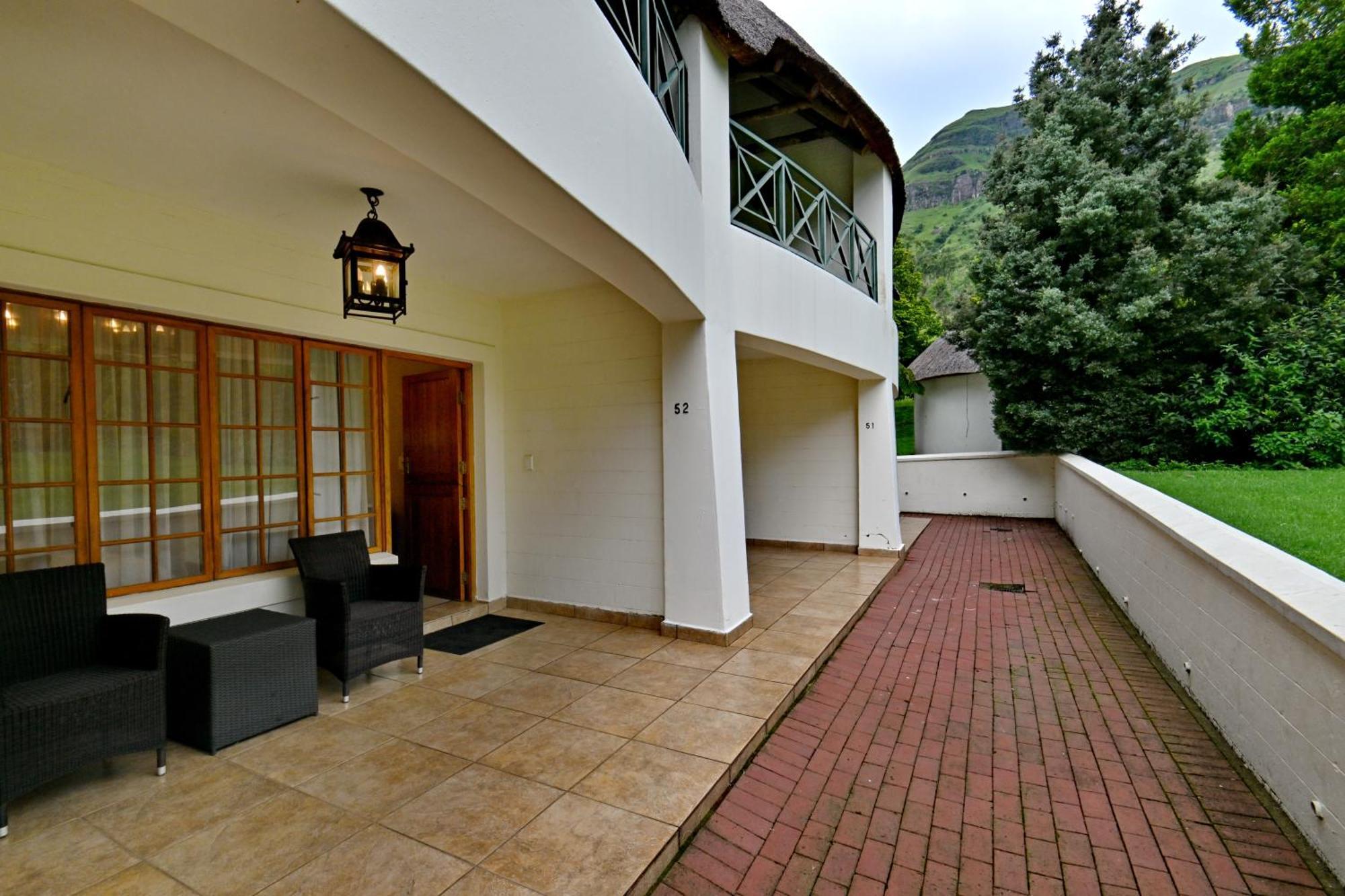 Champagne Valley Champagne Castle Hotel חדר תמונה